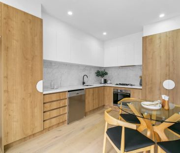 Refined Urban Living - Photo 5
