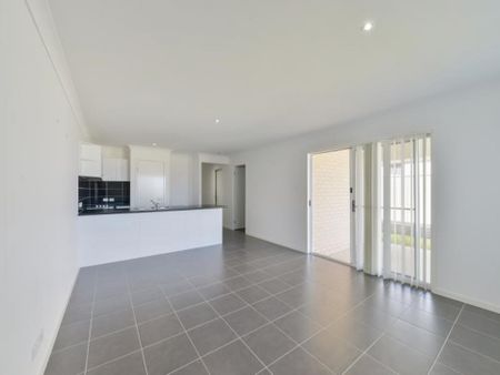 NORTH TAMWORTH - Modern Duplex for Lease - Photo 2