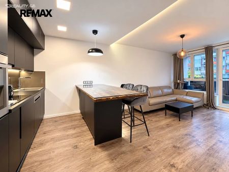Pronájem bytu 2+kk 55 m² - Photo 2