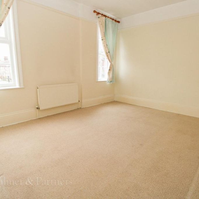 2 bedroom maisonette to rent - Photo 1