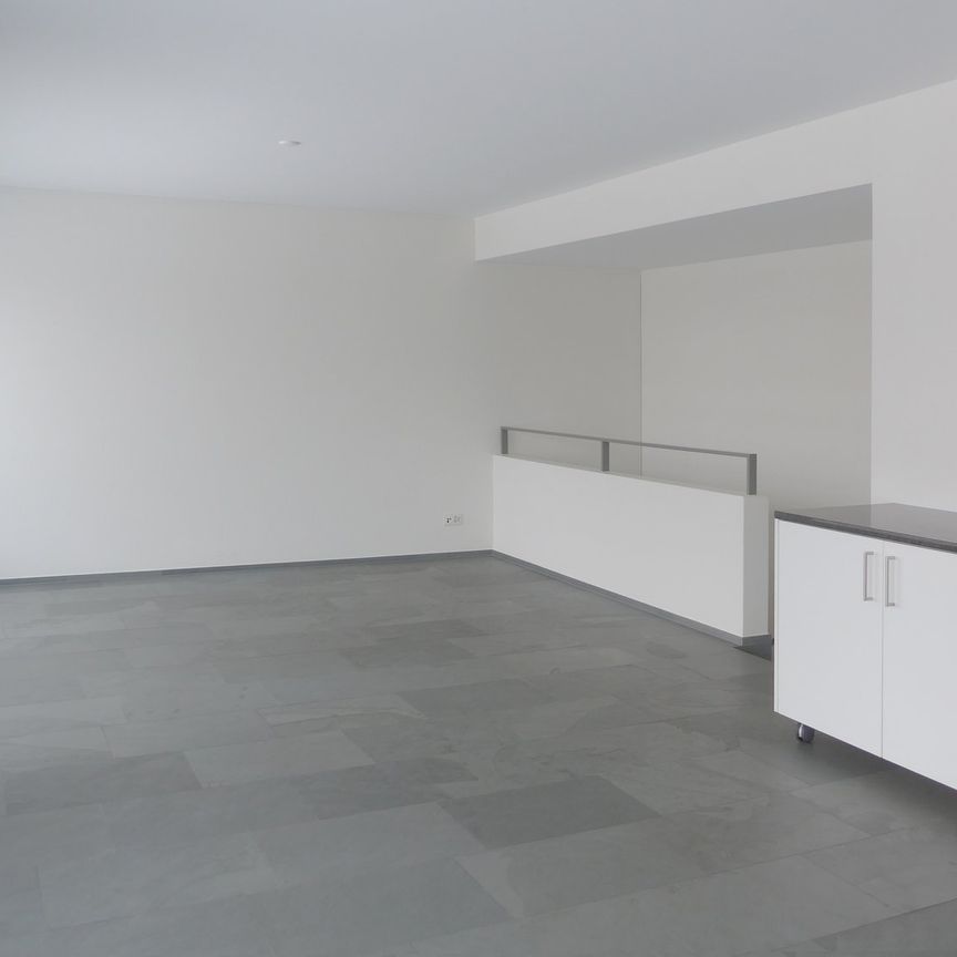 Moderne 4-Zimmer-Duplexwohnung stadtnah im Grünen - Foto 1