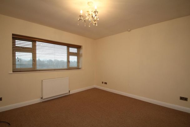 2 bedroom detached house to rent - Photo 1