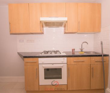 Blythe Road, Shepherds Bush, W14 - Photo 6