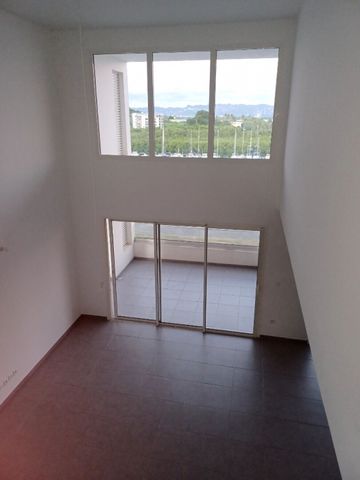 Location Appartement 114m² 4 pièces Fort de france - Photo 2
