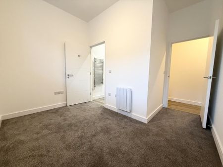 2 bedroom apartment to rent - Photo 2