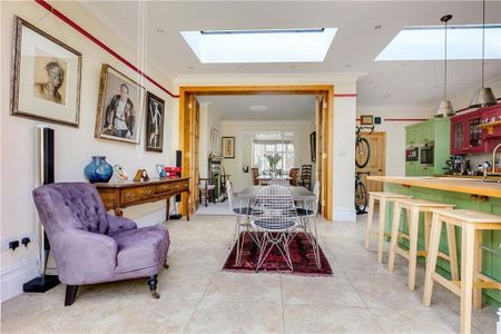 4 bedroom house to rent - Photo 3