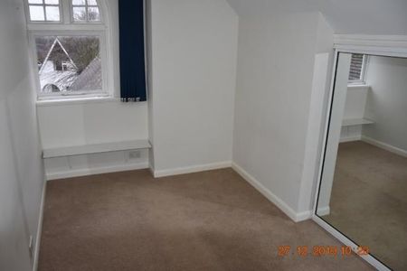 2 bedroom penthouse to rent - Photo 5