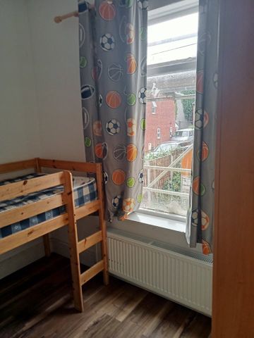 3 Bed Semi-Detached House, Delaunays Road, M8 - Photo 3