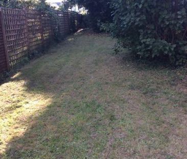 4 bedroom semi-detached house to rent - Photo 4