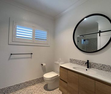 Modern Fully Furnished Cottage in Tranquil Bush Setting - Photo 2