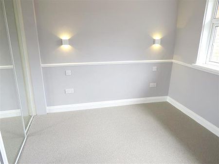 Old Farm, Pitstone, LEIGHTON BUZZARD - Photo 2