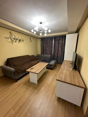 Apartament cu 4 camere de închiriat , 98 mp, Bd. Regele Mi - Photo 1
