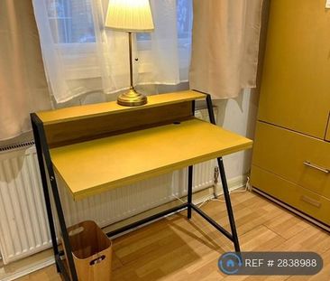 1 bedroom in a house share to rent - Photo 5