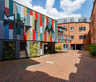 5 bedroom flat to rent - Photo 3