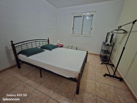 Location Maison 5 pièces 121m² ST BENOIT 97470 - Photo 4