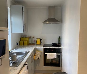 Studio Flat, Wood End Way, UB5 - Photo 4