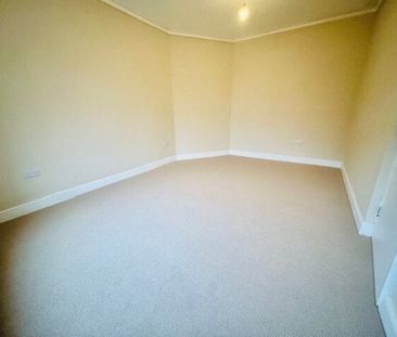 Tunbridge Wells - Photo 1