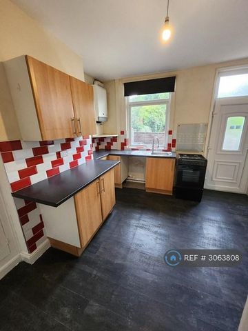 2 bedroom terraced house to rent - Photo 5