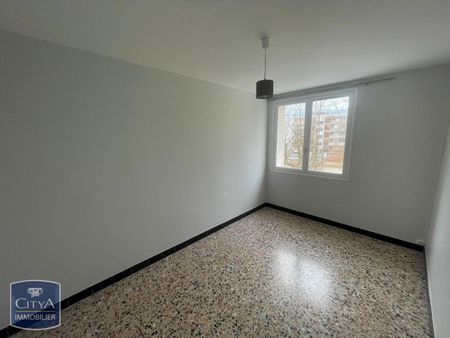 Location Appartement 2 pièces 44m² ST MARTIN D HERES 38400 - Photo 2
