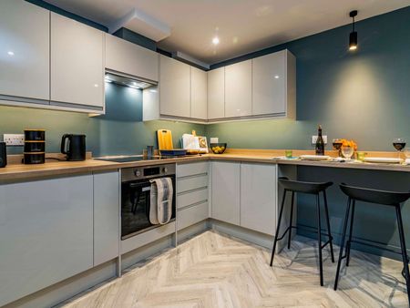 Modern Fully Furnished Studio Room with Ensuite – Central Derby DE1 – All Bills Included Room 1 - Photo 4