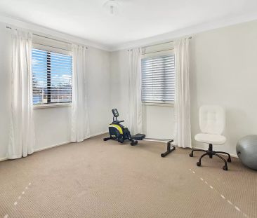 Escape to the Point - Photo 5