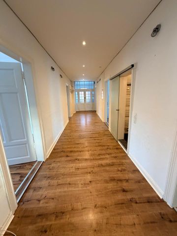Stillvolle 5 Zimmer -Altbauwohnung mit Blick über die Goslar Alts - Photo 4
