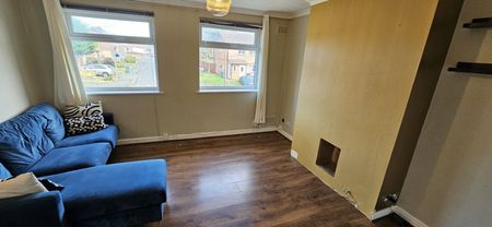 2 bedroom maisonette to rent - Photo 3