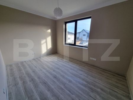 Casa pet friendly, 139mp, curte, 3 parcari, Dezmir - Fotografie 3