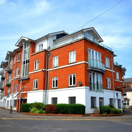 The Chartwell, Tunbridge Wells - Photo 1