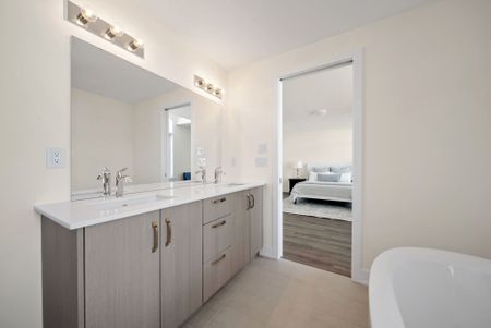 For Lease - 3194 Orion Boulevard, Orillia, Ontario - Photo 2