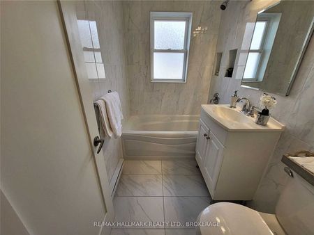 For Lease - 8 Bonfield Avenue Unit# Main, Toronto, Ontario - Photo 3