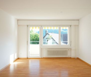 Helle und gemütliche 2.5-Zi. Wohnung mit Balkon - Photo 4