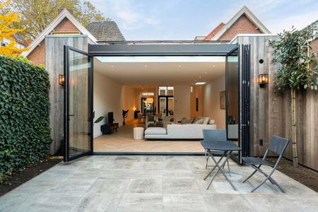 Appartement te huur: Burgemeester van Nispen van Sevenaerstraat 5 1251 KD Laren (NH) - Foto 2