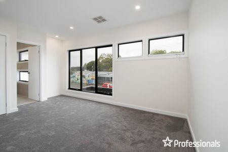 19B Armin Street, Scoresby VIC 3179 - Photo 2