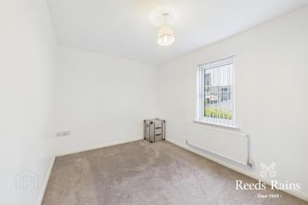 10 Fort Manor, Dundonald, Belfast, BT16 1ZA - Photo 3