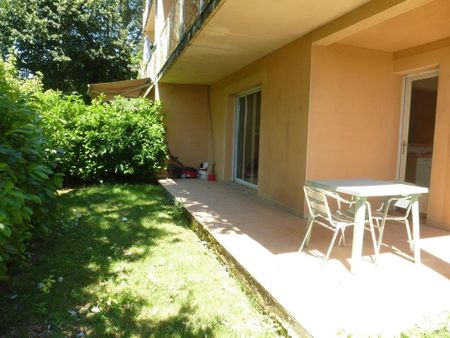 Location Appartement 4 pièces 78m² - Photo 2