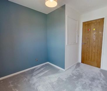 3 bedroom detached house to rent - Photo 4