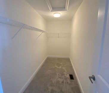 For Lease - 1362 Blackmore Street, Innisfil, Ontario - Photo 5