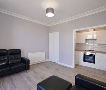 1 Bed Flat, Walker Road, AB11 - Photo 2