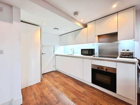 2 bedroom apartment to rent - Photo 3