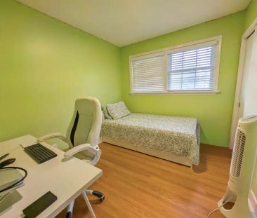 10 Glenholme Drive — 3 Bedroom - Photo 4