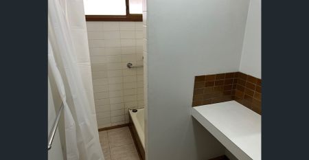 3 Bedroom Home - Photo 3