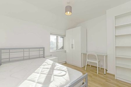 Douglas Road, Kingston Upon Thames, KT1 - Photo 4