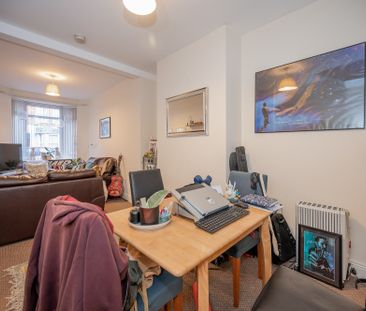 162 Dunluce Avenue, Belfast, BT9 7AZ - Photo 2