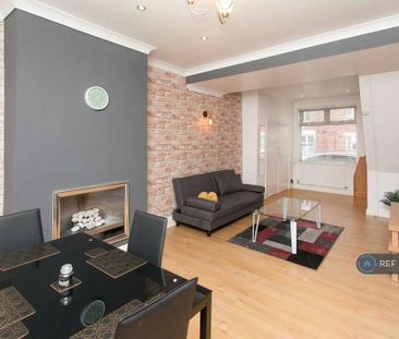 2 bedroom terraced house to rent - Photo 6