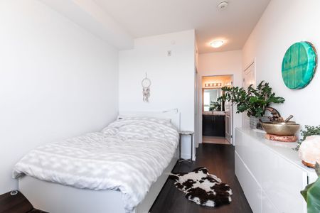 For Lease - 101 Shoreview Place Unit# 533, Hamilton, Ontario - Photo 4