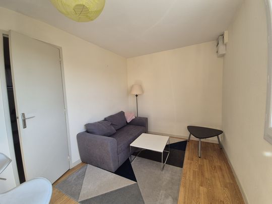 Location Appartement 1 pièce 26m² SABLE SUR SARTHE 72300 - Photo 1