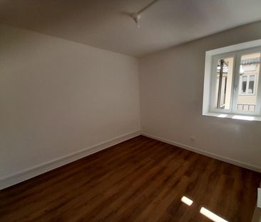 Location Appartement 3 pièces 70m² MACON 71000 - Photo 3