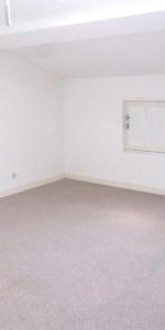 Location Appartement 3 pièces 76m² - Photo 4