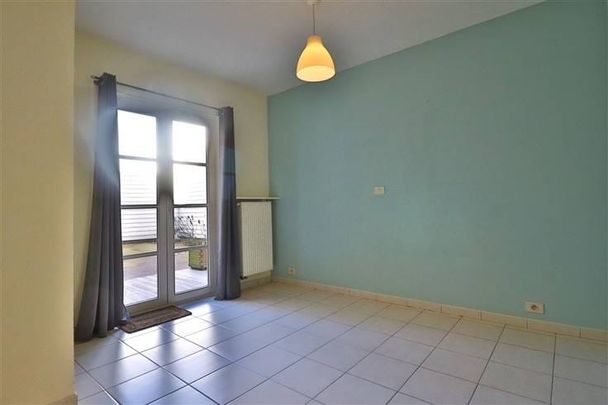 Appartement te huur - Photo 1